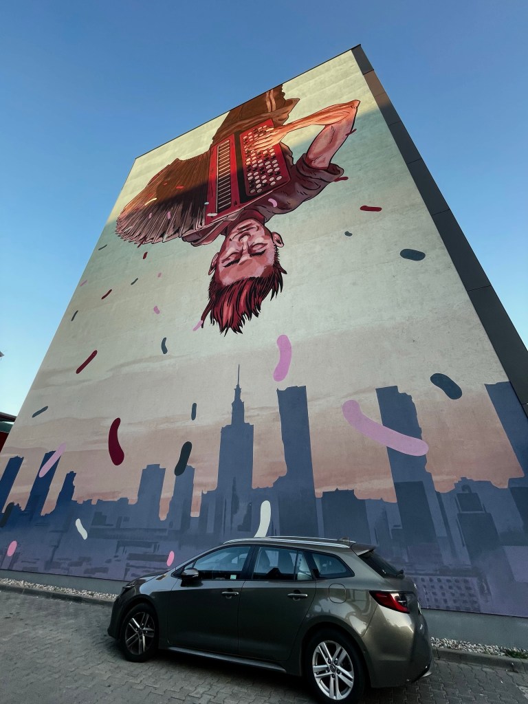 mural with musician in Warsaw