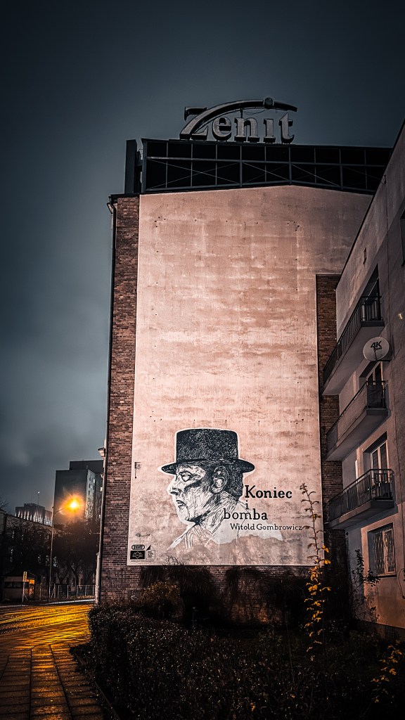 Gombrowicz mural in lodz